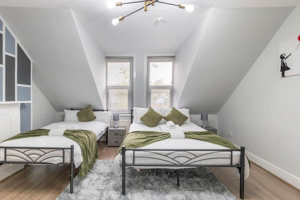 Crystal Palace Stylish Gem Slp 4 Next To Transport London Bagian luar foto